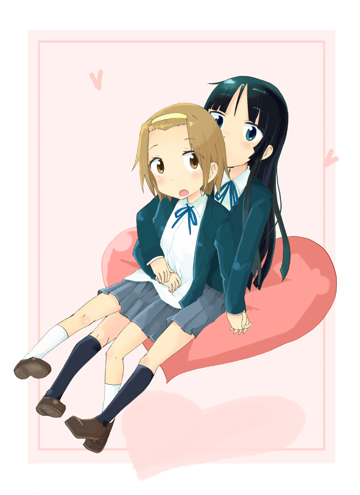 kumichou (kumichoubox), akiyama mio, tainaka ritsu, k-on!, bad id, bad pixiv id, 00s, 2girls, black hair, blue eyes, blunt bangs, blush, brown eyes, brown hair, hairband, heart, hime cut, holding hands, hug, multiple girls, school uniform, short hair, sitting, yuri