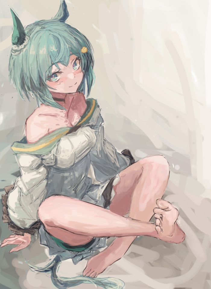 yanagi wakana, seiun sky (reeling in the big one) (umamusume), seiun sky (umamusume), umamusume, 1girl, animal ears, bare shoulders, barefoot, black skirt, blue eyes, blush, breasts, brown choker, choker, cleavage, closed mouth, collarbone, dress, ear covers, flower, grey hair, hair between eyes, hair flower, hair ornament, hairclip, horse ears, horse girl, horse tail, looking at viewer, medium breasts, off-shoulder dress, off shoulder, short hair, simple background, single ear cover, skirt, smile, solo, sunflower, sunflower hair ornament, tail, white dress, yellow choker