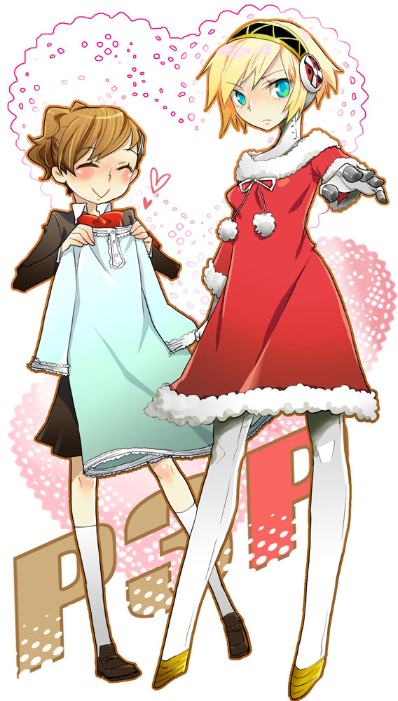 suminohirune, aigis (persona), shiomi kotone, atlus, persona, persona 3, persona 3 portable, bad id, bad pixiv id, 2girls, :>, blonde hair, blue eyes, brown hair, christmas, closed eyes, multiple girls, school uniform