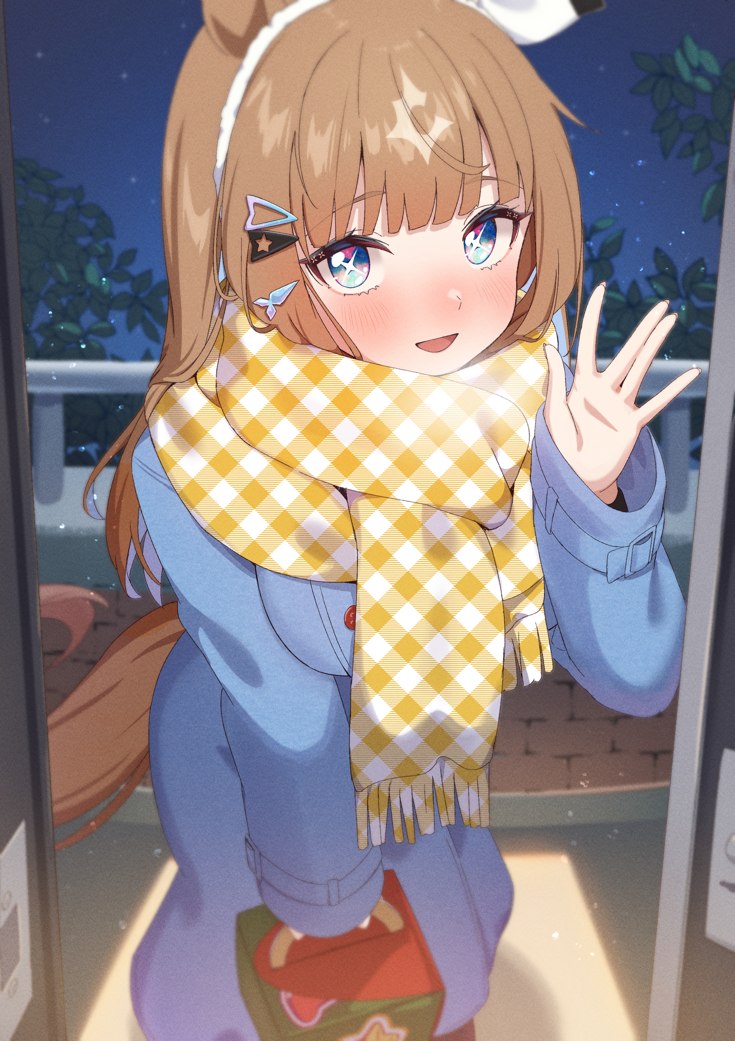 chahanramen, almond eye (umamusume), umamusume, commentary request, highres, 1girl, :d, animal ears, blue coat, blue eyes, blunt bangs, bow hairband, brown hair, coat, doorway, hair ornament, hairband, hairclip, hand up, holding, horse ears, horse girl, horse tail, long coat, long hair, looking at viewer, night, open mouth, pov doorway, scarf, smile, solo, symbol-shaped pupils, tail, waving, white hairband, x-shaped pupils, yellow scarf