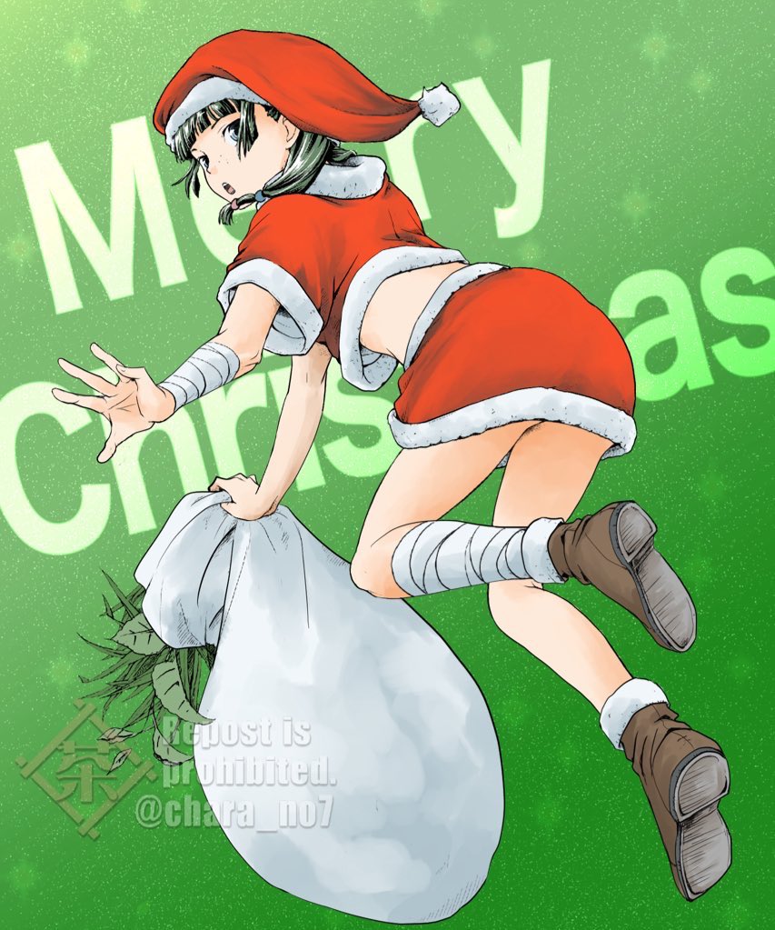 maomao (kusuriya no hitorigoto), kusuriya no hitorigoto, commentary request, 1girl, bandaged leg, bandaged wrist, bandages, beads, blue eyes, blunt bangs, boots, brown boots, chara no7, freckles, full body, fur-trimmed shirt, fur-trimmed skirt, fur trim, green background, green hair, hair beads, hair ornament, hat, holding, holding sack, merry christmas, midriff, open mouth, red hat, red shirt, red skirt, sack, santa costume, santa hat, shirt, short sleeves, sidelocks, skirt, solo, twitter username