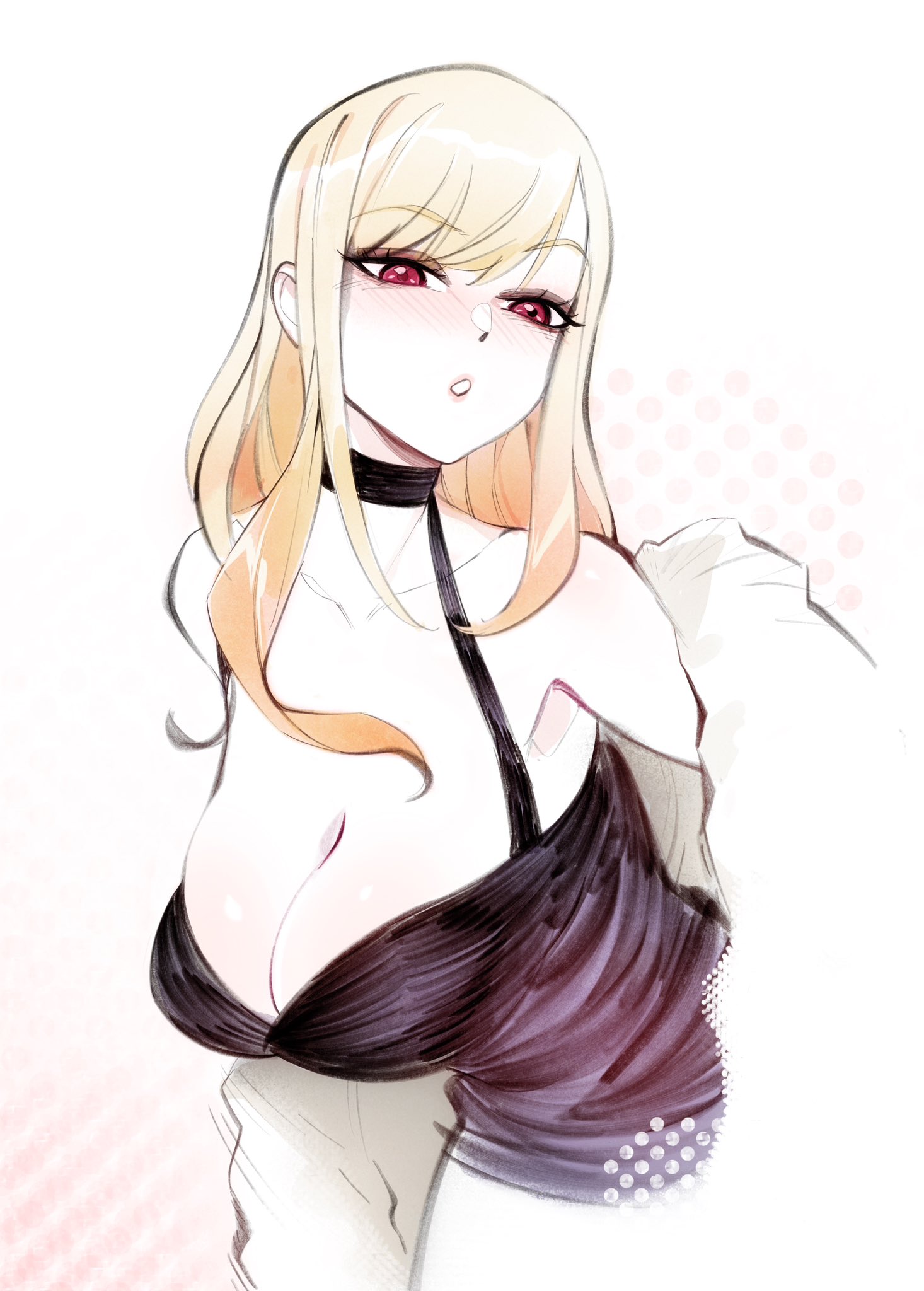 momdadno, kitagawa marin, sono bisque doll wa koi wo suru, commentary, highres, symbol-only commentary, 1girl, bare shoulders, black shirt, blonde hair, breasts, cleavage, collarbone, cowboy shot, half-closed eyes, jewelry, leaning forward, long hair, looking at viewer, off shoulder, shirt, solo, teeth