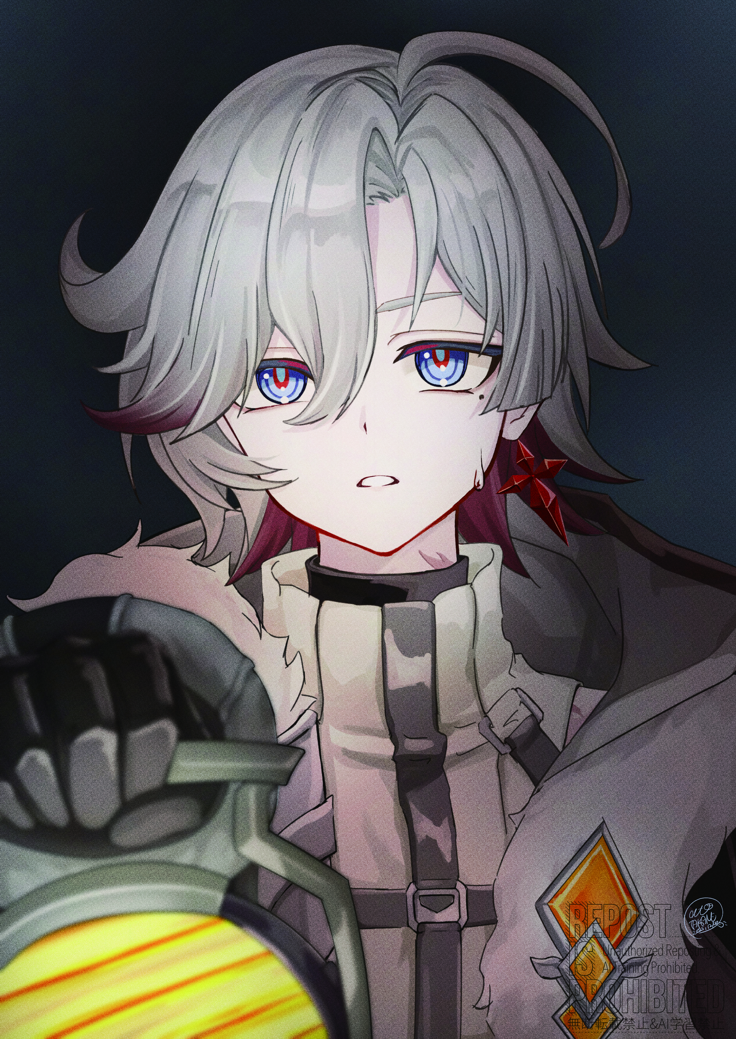 takane pato, illuga (genshin impact), genshin impact, absurdres, highres, 1boy, ahoge, black gloves, blue eyes, earrings, fur trim, gloves, holding, holding lamp, jewelry, male focus, mole, mole under eye, scar, scar on neck, single earring, solo, teeth