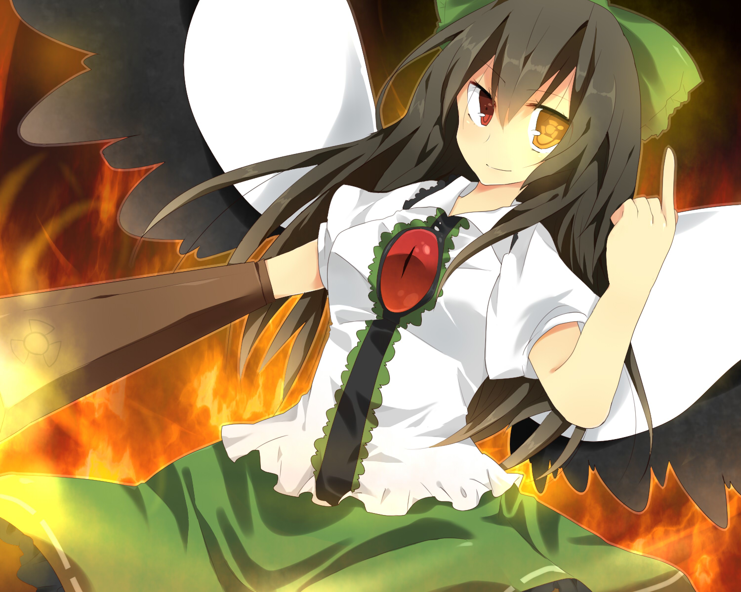 nabeshima (pon nbsm), reiuji utsuho, touhou, bad id, bad pixiv id, highres, 1girl, arm cannon, black hair, bow, female focus, glowing, glowing eyes, hair bow, long hair, skirt, smile, solo, weapon, wings