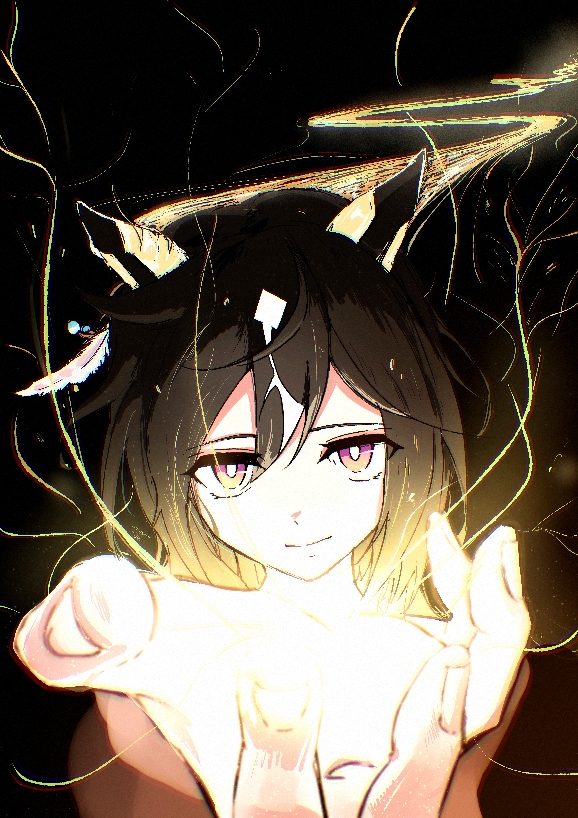 pakarappakaratt, stay gold (umamusume), umamusume, commentary request, 1girl, animal ears, black background, black hair, brown eyes, ear covers, hair between eyes, horse ears, horse girl, long hair, looking at viewer, multicolored hair, outstretched arm, solo, streaked hair, white hair, white streaks