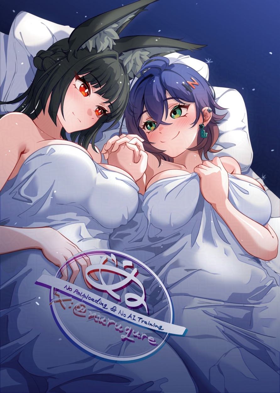 nurugure (m176g), belle (zenless zone zero), hoshimi miyabi, zenless zone zero, commentary request, highres, 2girls, animal ears, antenna hair, black hair, blue hair, blunt bangs, braid, breasts, bright pupils, earrings, fluff, fox ears, fox girl, green eyes, hair ornament, hairclip, holding hands, jewelry, large breasts, looking at another, multiple girls, pillow, red eyes, short hair, side braid, single earring, smile, under covers, watermark, white pupils, yuri