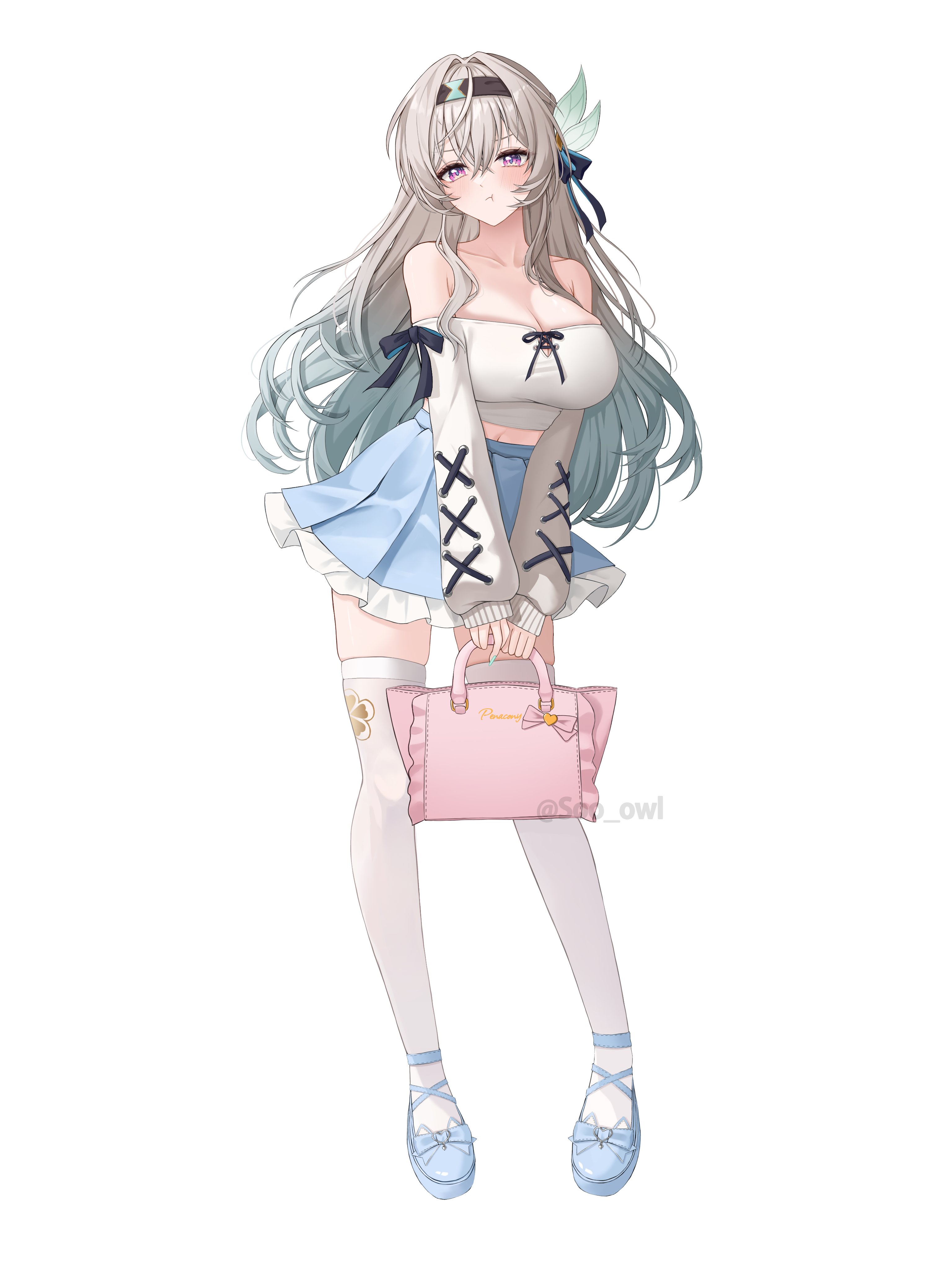 kebi (soo owl), firefly (honkai: star rail), honkai: star rail, honkai (series), absurdres, commentary request, highres, 1girl, :t, alternate costume, aqua hair, bag, bare shoulders, black hairband, blue bow, blue shoes, blue skirt, blush, bow, breasts, cleavage, closed mouth, collarbone, footwear bow, full body, gradient hair, grey hair, hair between eyes, hairband, handbag, holding, holding bag, large breasts, long hair, looking at viewer, midriff, multicolored hair, navel, off-shoulder shirt, off shoulder, pink bag, pink bow, purple eyes, shirt, shoes, simple background, skirt, solo, standing, thighhighs, twitter username, very long hair, white background, white thighhighs