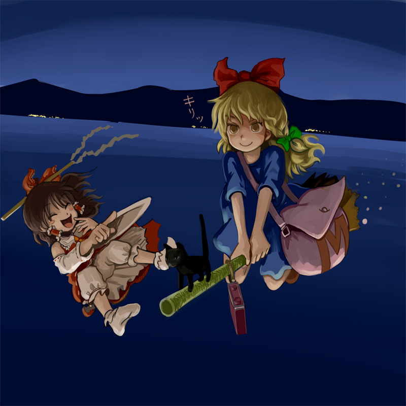 maku (artist), maku (wasabishock), hakurei reimu, kiki (majo no takkyuubin), kirisame marisa, majo no takkyuubin, studio ghibli, touhou, 2girls, bag, blonde hair, bow, broom, broom riding, brown hair, cat, cosplay, female focus, flying, hair bow, kiki (majo no takkyuubin) (cosplay), laughing, long hair, multiple girls, night, parody, smile, yellow eyes