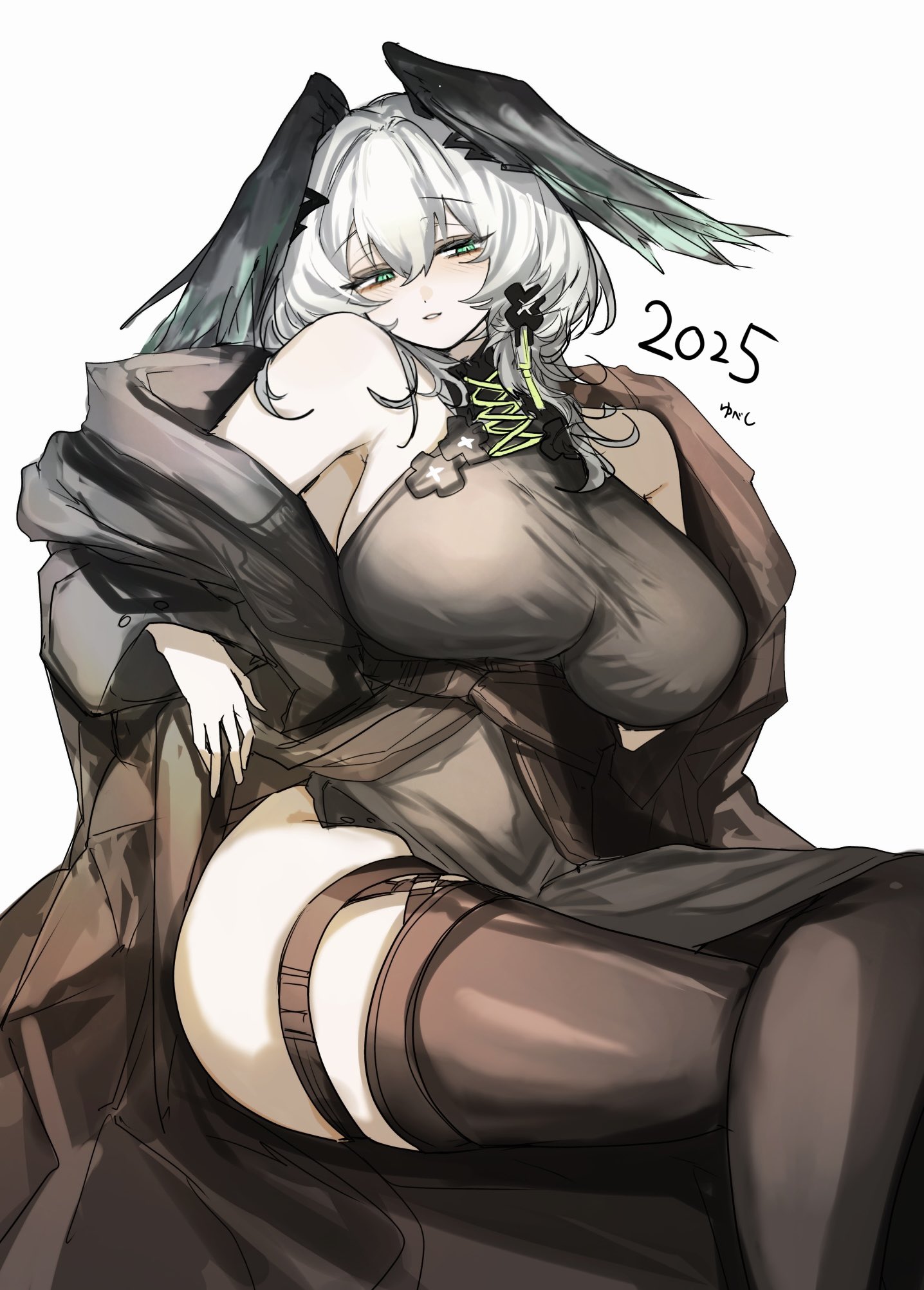 renka (renxka), ho'olheyak (arknights), ho'olheyak (ritual of immortality) (arknights), arknights, commentary request, highres, 1girl, 2025, bare shoulders, breasts, green eyes, grey hair, head wings, large breasts, open mouth, short hair, simple background, skirt, thighhighs, white background, wings