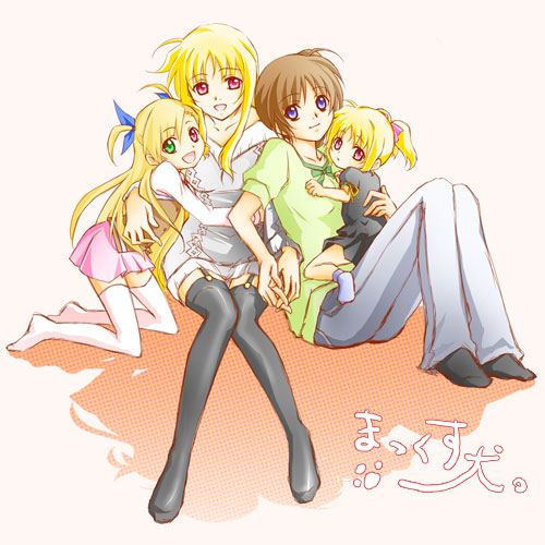 makkusu inu, fate testarossa, takamachi nanoha, vivio, lyrical nanoha, mahou shoujo lyrical nanoha, mahou shoujo lyrical nanoha strikers, lowres, 00s, 4girls, blonde hair, brown hair, family, family bonding, hair ribbon, heterochromia, holding hands, hug, if they mated, long hair, mother and daughter, multiple girls, open mouth, purple eyes, red eyes, ribbon, smile, takamachi family, thighhighs, yuri