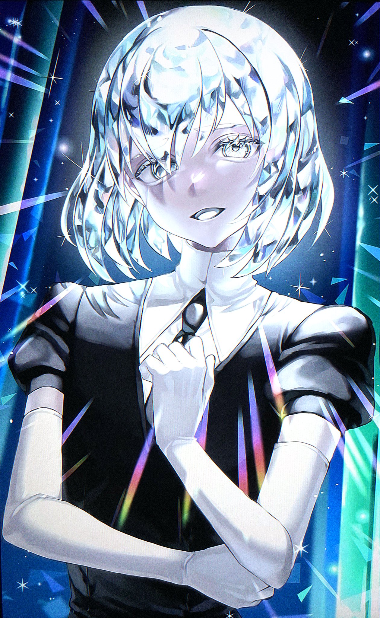 ghg780850545501, diamond (houseki no kuni), houseki no kuni, commentary request, highres, 1other, arm across chest, black necktie, black shirt, elbow gloves, gem uniform (houseki no kuni), gloves, hand on own chest, medium hair, necktie, rainbow refraction, refraction, shiny skin, shirt, solo, white eyes, white gloves