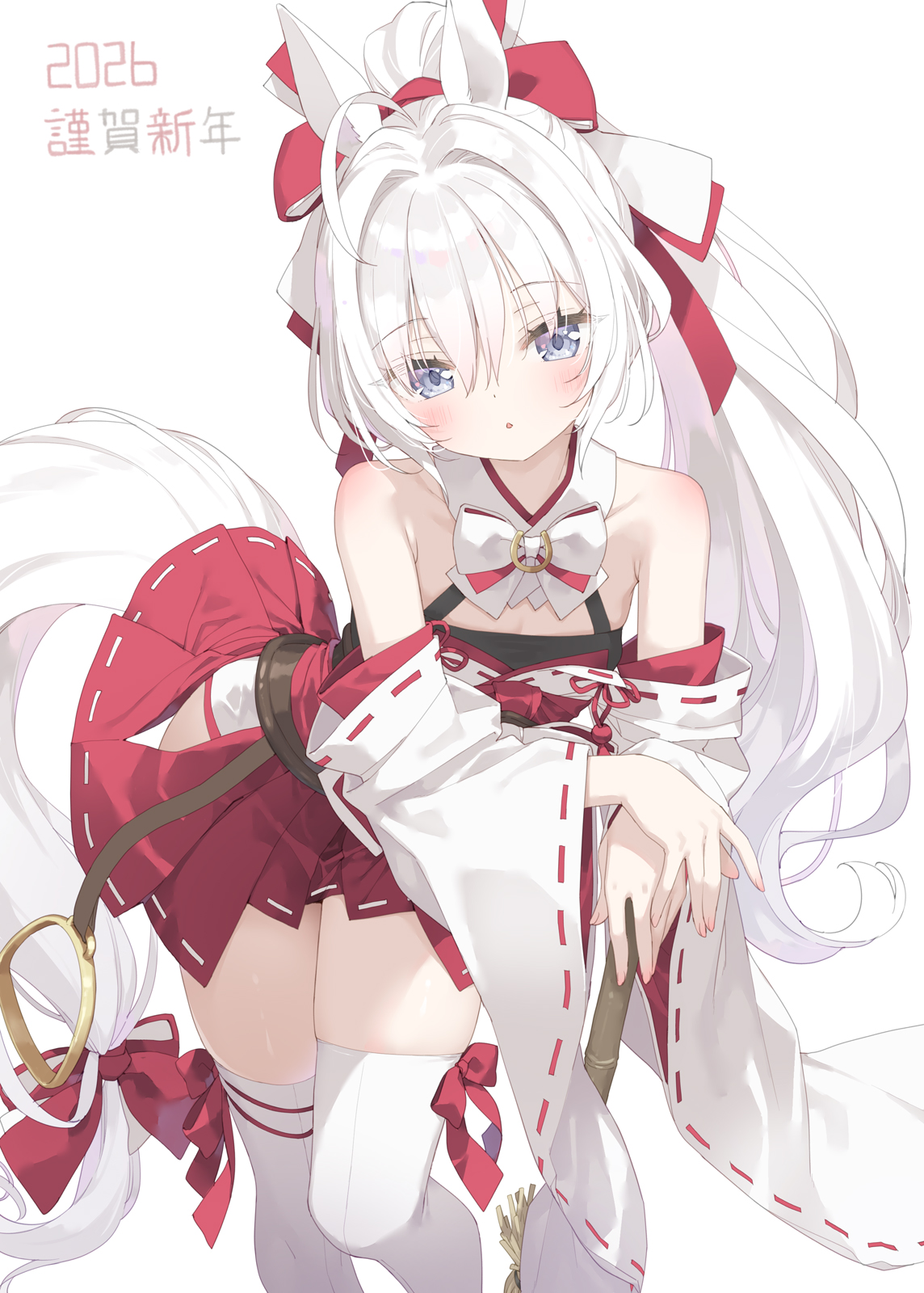 kani biimu, original, commentary request, highres, translation request, 1girl, 2026, ahoge, animal ears, bamboo broom, bare shoulders, blue eyes, bow, breasts, broom, chinese zodiac, cleavage, clothing cutout, feet out of frame, hair between eyes, hair bow, hair intakes, hakama, hakama short skirt, hakama skirt, hip vent, horse ears, horse girl, horse tail, japanese clothes, leaning forward, long hair, long sleeves, looking at viewer, parted lips, ponytail, red bow, red hakama, ribbon-trimmed sleeves, ribbon trim, simple background, skirt, small breasts, solo, standing, stirrups (riding), tail, tail bow, tail ornament, thighhighs, very long hair, white background, white sleeves, white thighhighs, wide sleeves, year of the horse