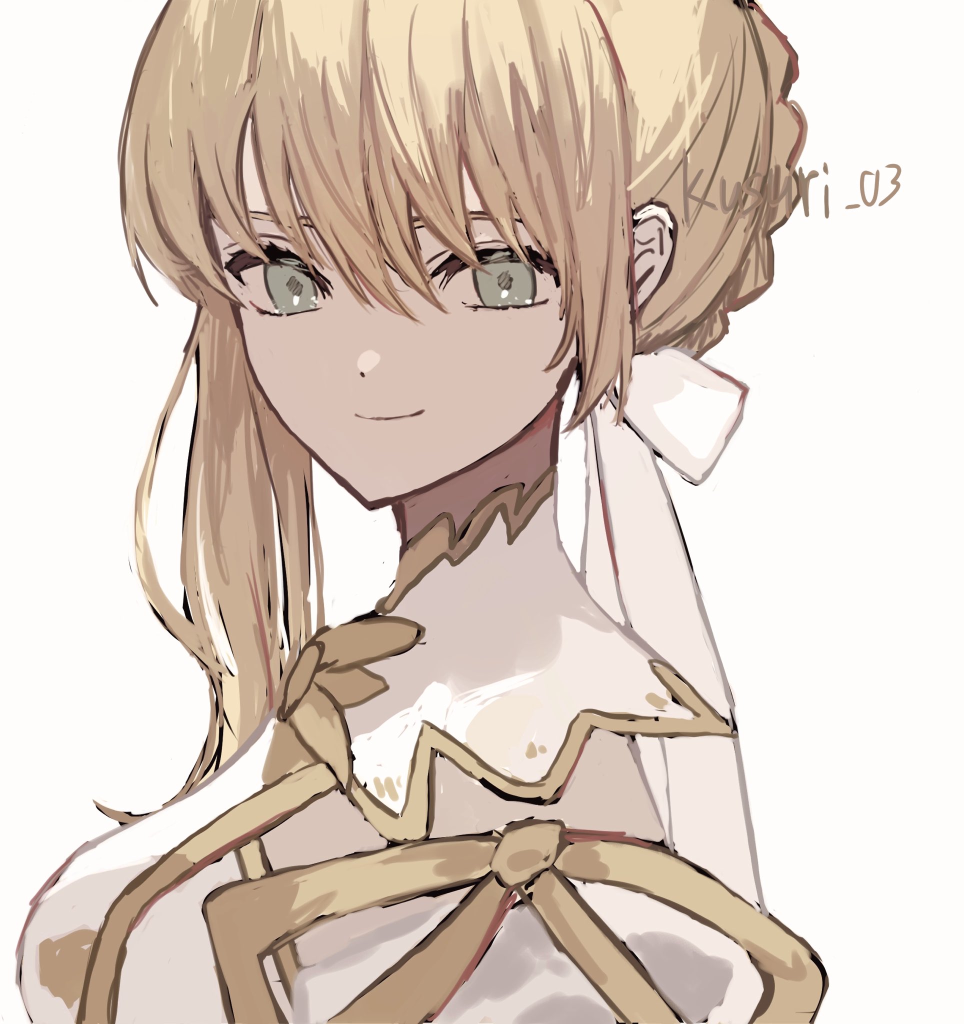artoria pendragon (fate), fate/grand order, fate (series), highres, 1girl, blonde hair, breasts, detached sleeves, green eyes, hair bun, hair ribbon, kusuri 03, looking at viewer, lord logres (fate), lord logres (second ascension) (fate), medium breasts, ribbon, short hair, signature, smile, solo, upper body, white ribbon