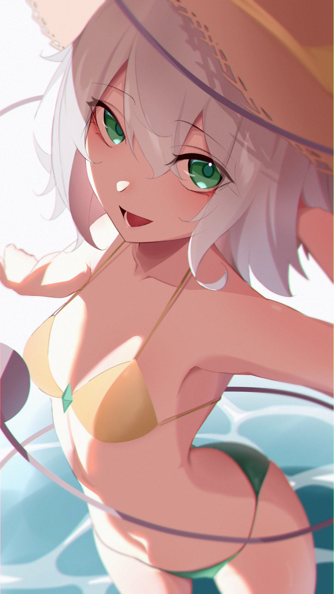 25omega25, komeiji koishi, touhou, commentary request, highres, 1girl, alternate costume, arm behind head, bikini, breasts, green bikini, green eyes, grey hair, halterneck, hat, looking at viewer, medium hair, mismatched bikini, small breasts, smile, solo, standing, straw hat, string bikini, sun hat, swimsuit, third eye, water, yellow bikini