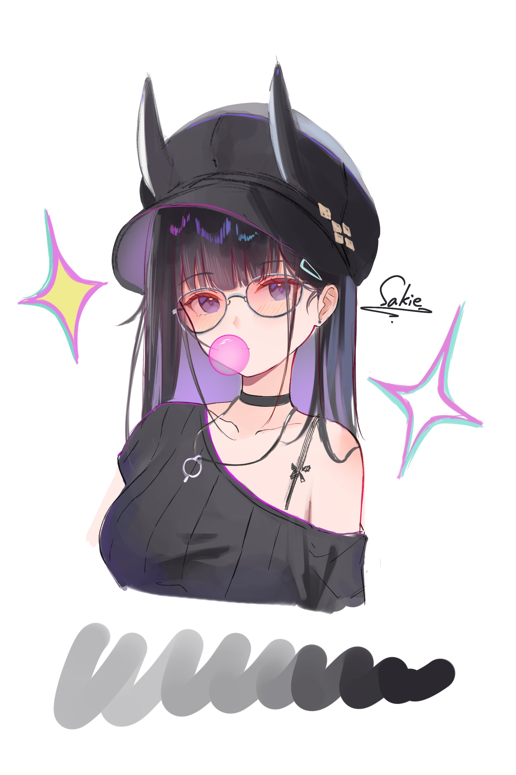andri sakie, noshiro (azur lane), noshiro (dressed-up date) (azur lane), azur lane, absurdres, hashtag-only commentary, highres, 1girl, artist name, black choker, black hair, black hat, black shirt, blowing bubble gum, blush, breasts, chewing gum, choker, colored inner hair, cropped torso, hat, horns, horns through headwear, long hair, looking at viewer, medium breasts, multicolored hair, purple eyes, purple hair, shirt, single off shoulder, solo, sparkle, sunglasses
