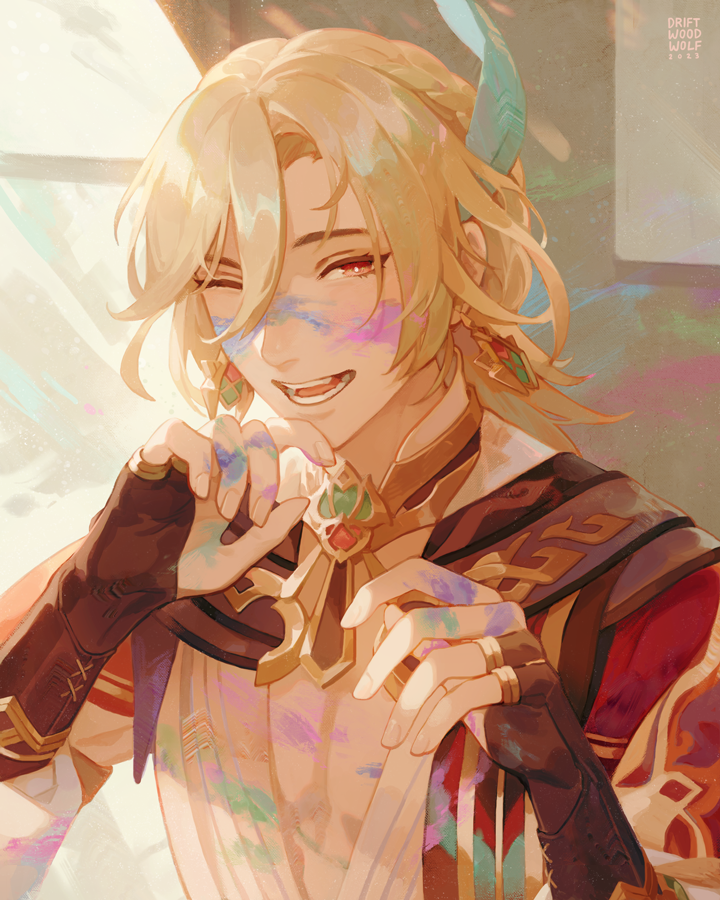 driftwoodwolf, kaveh (genshin impact), genshin impact, commentary, english commentary, 1boy, blonde hair, brown gloves, cape, earrings, feather hair ornament, feathers, fingerless gloves, gloves, gold necklace, hair ornament, hands up, jewelry, long sleeves, looking at viewer, male focus, necklace, open mouth, paint, paint splatter, paint splatter on face, red cape, red eyes, smile, solo, teeth, upper body