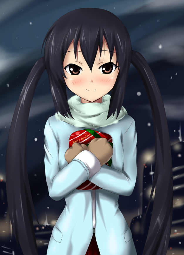 nishiumi yuuta, nakano azusa, k-on!, 00s, 1girl, black hair, brown eyes, female focus, gift, holding, holding gift, long hair, night, snow, solo, twintails, winter clothes