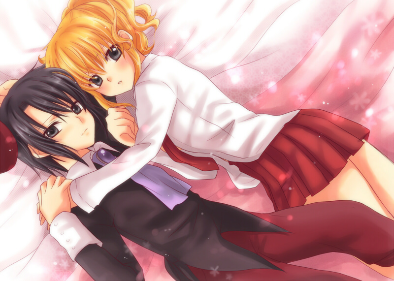 maekawa suu, kanon (umineko), ushiromiya jessica, umineko no naku koro ni, 00s, bed, beret, black hair, blonde hair, hat, lying, necktie, ponytail, skirt