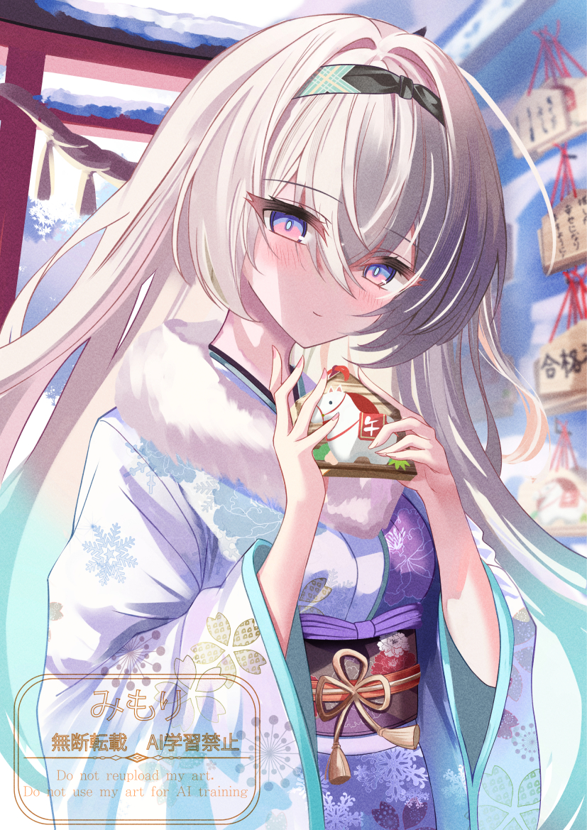 mimori (mimorin 4860), firefly (honkai: star rail), honkai: star rail, honkai (series), commentary request, 1girl, alternate costume, blue kimono, blurry, blurry background, blush, closed mouth, ema, floral print, floral print kimono, fur-trimmed kimono, fur trim, furisode, grey hair, hair between eyes, japanese clothes, kimono, long sleeves, looking at viewer, obi, pink eyes, print kimono, sash, smile, snowflake print, solo, torii, wide sleeves