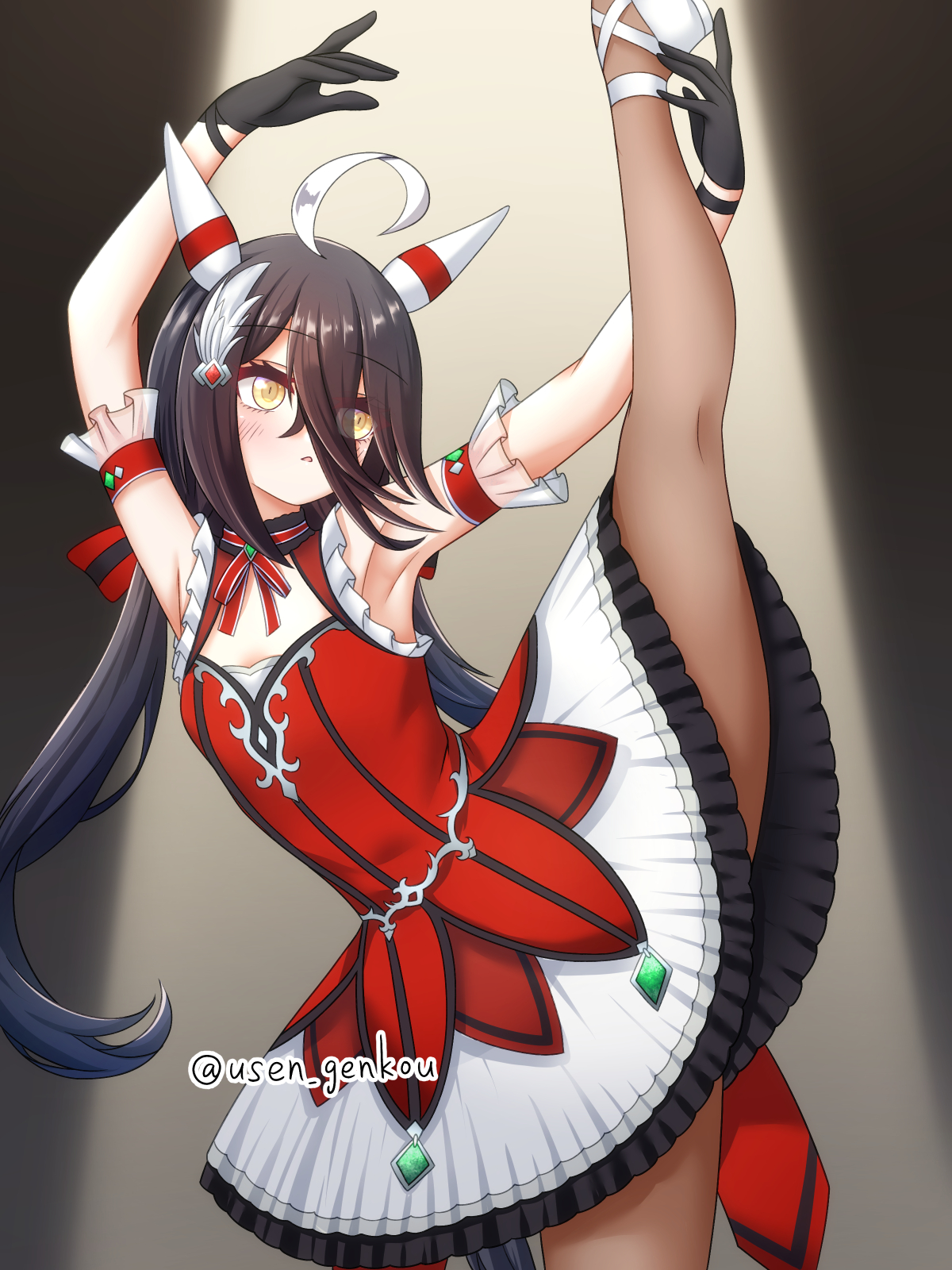 yuusen (aenka), manhattan cafe (umamusume), win variation (dramatic tutu) (umamusume), win variation (umamusume), umamusume, commentary request, highres, 1girl, ahoge, animal ears, armpits, black gloves, black hair, blush, breasts, brown pantyhose, cosplay, dress, ear covers, ear ornament, feather hair ornament, feathers, gloves, hair between eyes, hair ornament, horse ears, horse girl, horse tail, long bangs, long hair, long hair between eyes, low twintails, multicolored hair, pantyhose, parted lips, red dress, skirt, small breasts, solo, split, spotlight, standing, standing on one leg, standing split, tail, twintails, very long hair, white hair, white skirt, win variation (umamusume) (cosplay), yellow eyes