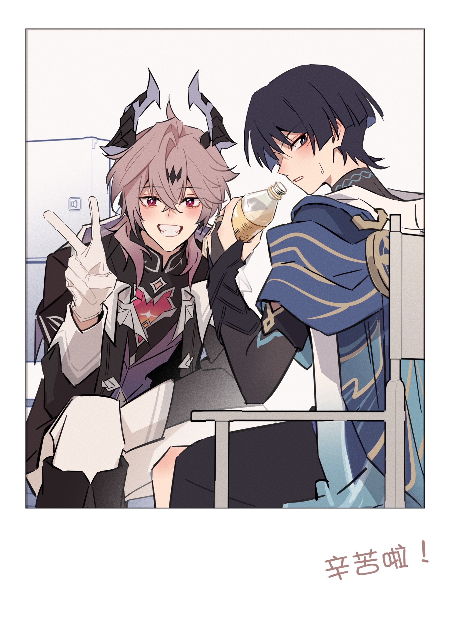 yanqish68125154, durin (genshin impact), scaramouche (genshin impact), wanderer (genshin impact), genshin impact, commentary request, highres, translation request, 2boys, armor, black boots, black bridal gauntlets, black coat, black eyes, black hair, black horns, black shirt, black shorts, black sleeves, blue cape, blunt ends, boots, bottle, bridal gauntlets, bright pupils, cape, chest jewel, choppy bangs, cleavage cutout, clothing cutout, coat, collared coat, colored inner hair, crossed bangs, diamond-shaped pupils, diamond (shape), dragon horns, eyeliner, furisode, gem, gloves, gold ring, gold trim, grey hair, grin, hair between eyes, holding, holding bottle, horns, indoors, japanese armor, japanese clothes, kimono, korean text, kote, kurokote, long sleeves, looking at viewer, looking back, makeup, mandarin collar, middle ring, multicolored hair, multiple boys, open clothes, open coat, open collar, open mouth, pants, pink hair, purple horns, purple vest, red eyeliner, red eyes, red gemstone, refrigerator, shirt, shorts, sitting, smile, squatting, sweatdrop, symbol-shaped pupils, tsurime, v, vest, white gloves, white kimono, white mouth, white pants, white pupils