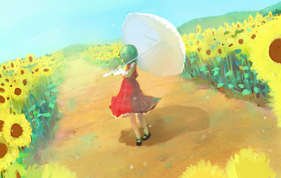 cyclo, kazami yuuka, touhou, bad id, bad pixiv id, 1girl, dutch angle, female focus, field, flower, flower field, green hair, looking back, mary janes, mountain, nature, parasol, plaid clothes, plaid skirt, plaid vest, shoes, short hair, skirt, skirt set, solo, sunflower, sunflower field, umbrella, vest