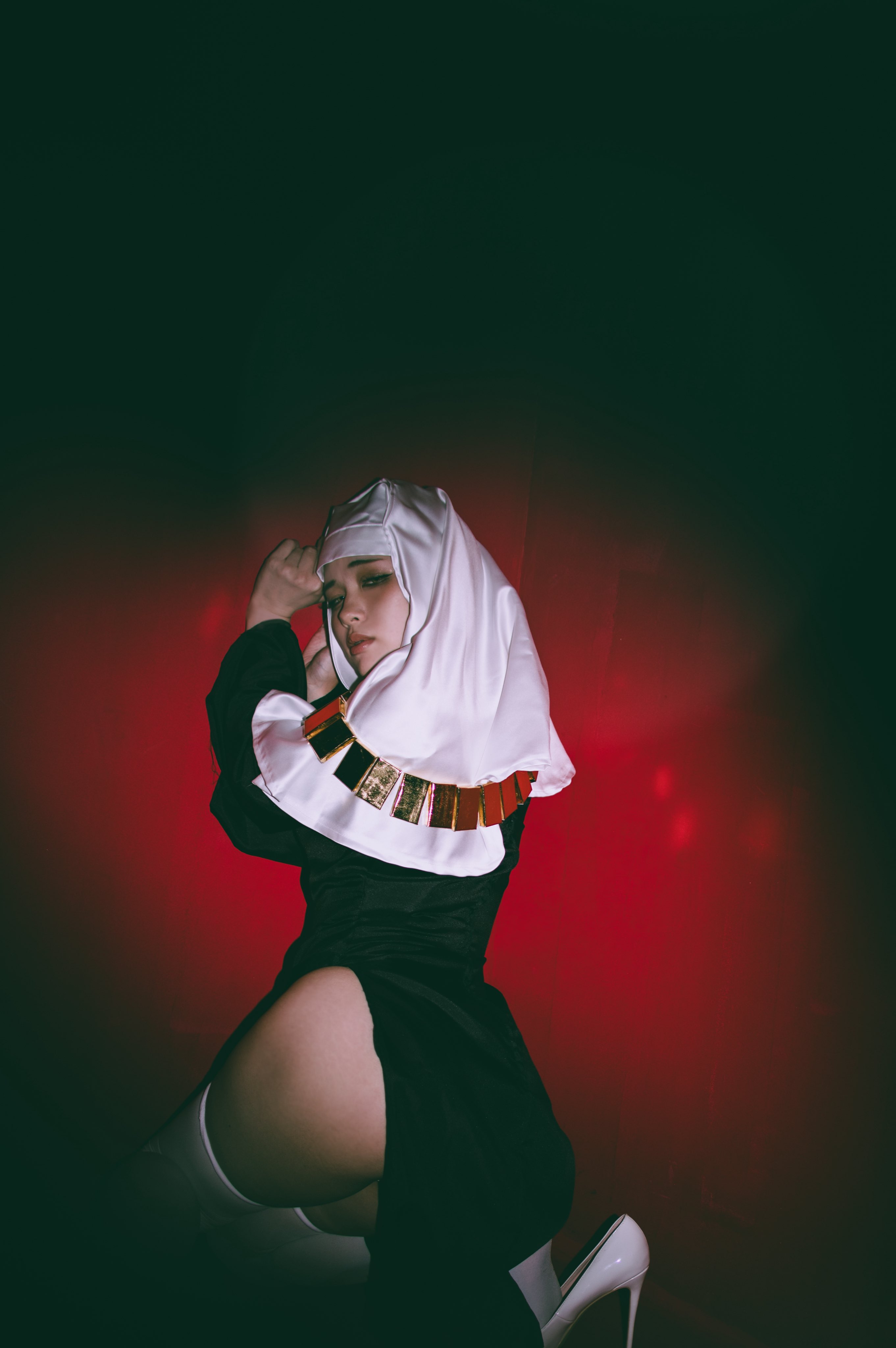 sessyoin kiara, fate/extra, fate/extra ccc, fate/grand order, fate (series), absurdres, commentary request, cosplay photo, highres, photo (medium), 1girl, 5y mmo, black dress, buddhist nun, cosplay, curvy, dress, gold necklace, jewelry, mature female, necklace, solo, thighhighs, white coif, white thighhighs