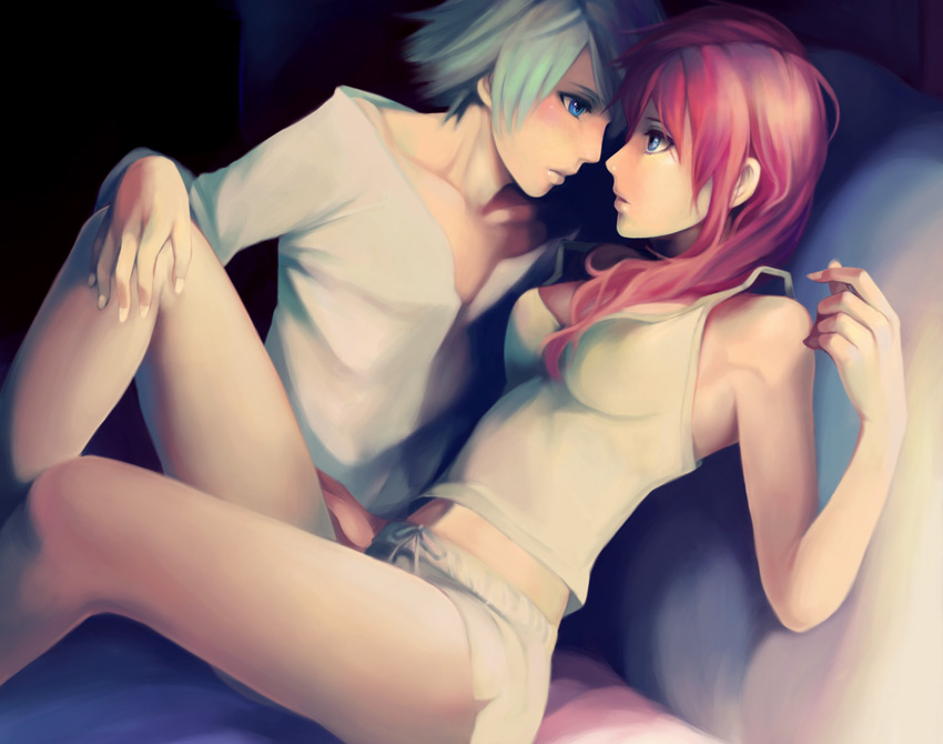 itori (clarice note), hope estheim, lightning farron, final fantasy, final fantasy xiii, 10s, 1boy, 1girl, bed, blue eyes, blue hair, couple, eye contact, hetero, long hair, looking at another, lying, pink hair, short hair