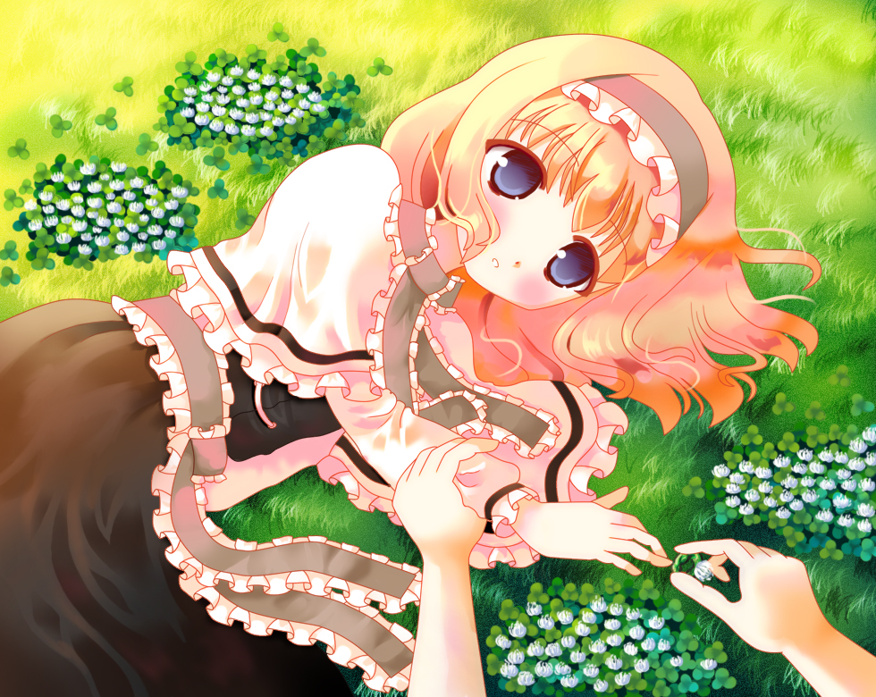 hazakura satsuki, alice margatroid, touhou, 1girl, blonde hair, blue eyes, capelet, clover, clover (flower), female focus, flower, hairband, jewelry, lying, on side, putting on jewelry, ring, short hair, solo