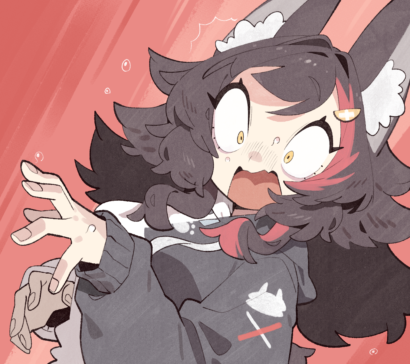 cocomayo29 (tomato), ookami mio, ookami mio (hoodie), hololive, commentary, highres, !, 1girl, animal ear fluff, animal ears, black hair, black hoodie, hair ornament, hood, hoodie, long hair, multicolored hair, multicolored hoodie, official alternate costume, open mouth, red hair, screaming, simple background, solo, virtual youtuber, wavy mouth, white hoodie, wolf, wolf ears, yellow eyes