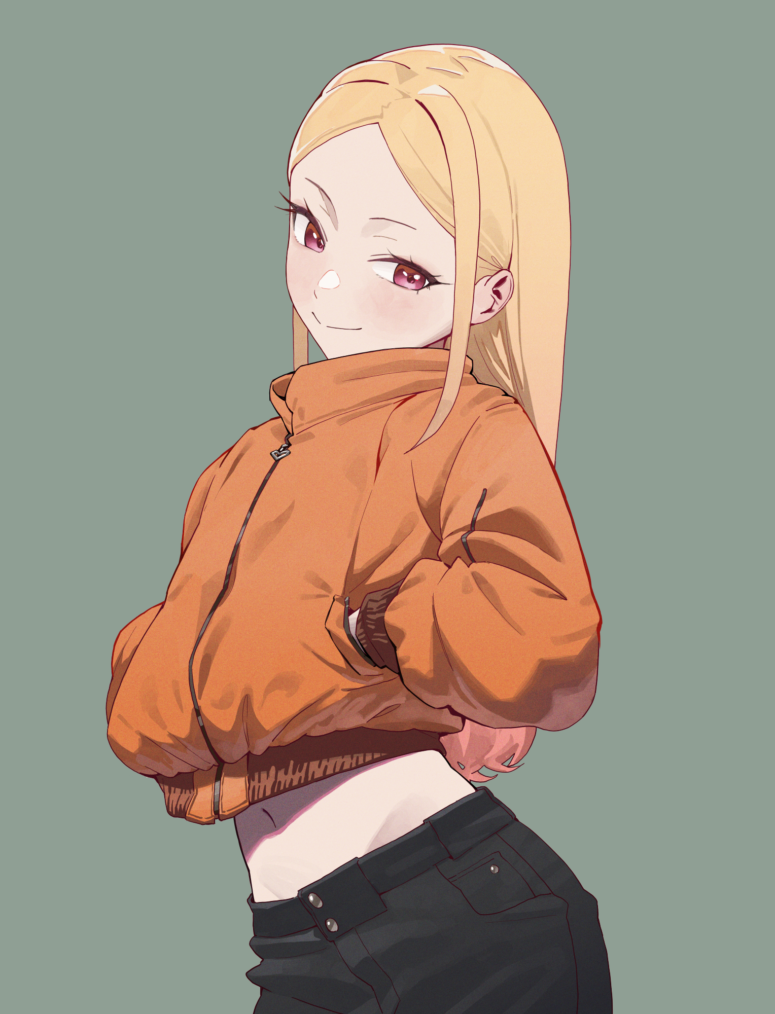 nmm, kitagawa marin, sono bisque doll wa koi wo suru, highres, 1girl, blonde hair, cowboy shot, green background, midriff, navel, red eyes, sidelocks, simple background, solo, upper body