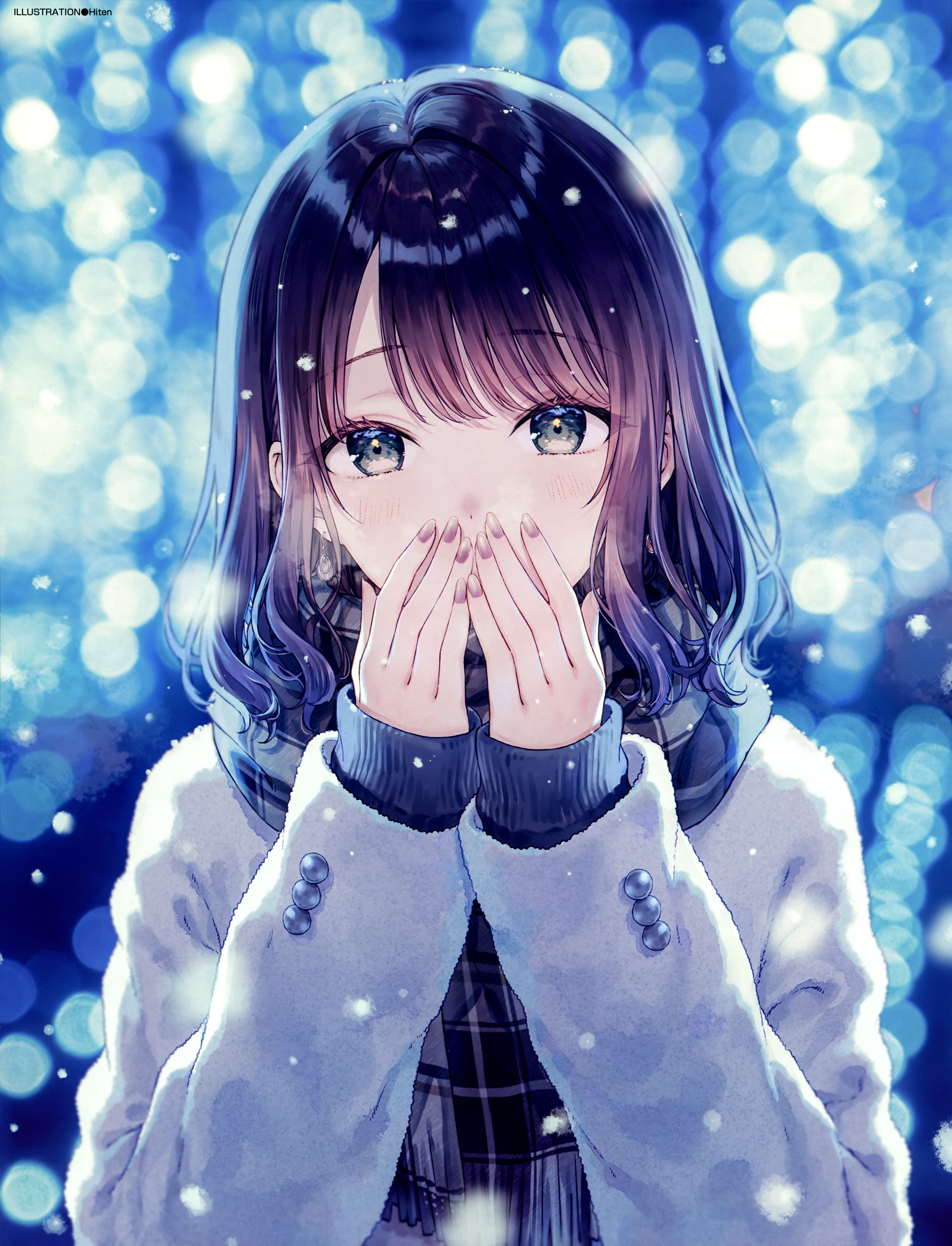 hiten (hitenkei), dengeki moeoh, original, absurdres, highres, magazine scan, scan, third-party source, 1girl, artist name, black hair, blurry, blurry background, bokeh, breathing on hands, coat, covering own mouth, depth of field, fingernails, grey eyes, hands up, light blush, light particles, long hair, looking at viewer, parted bangs, plaid clothes, plaid scarf, scarf, snowing, solo, swept bangs, upper body, warming hands, wavy hair, white coat, winter clothes, winter coat