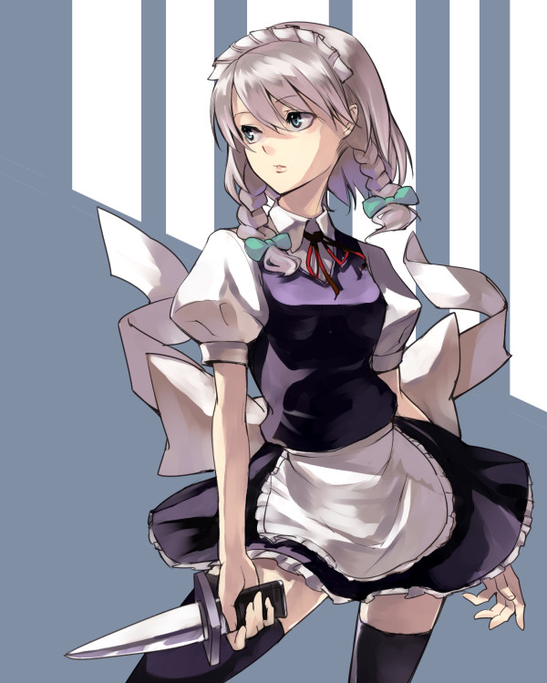 miya9, izayoi sakuya, touhou, silver hair, 1girl, blue eyes, braid, female focus, knife, maid, short hair, solo, thighhighs, throwing knife, weapon