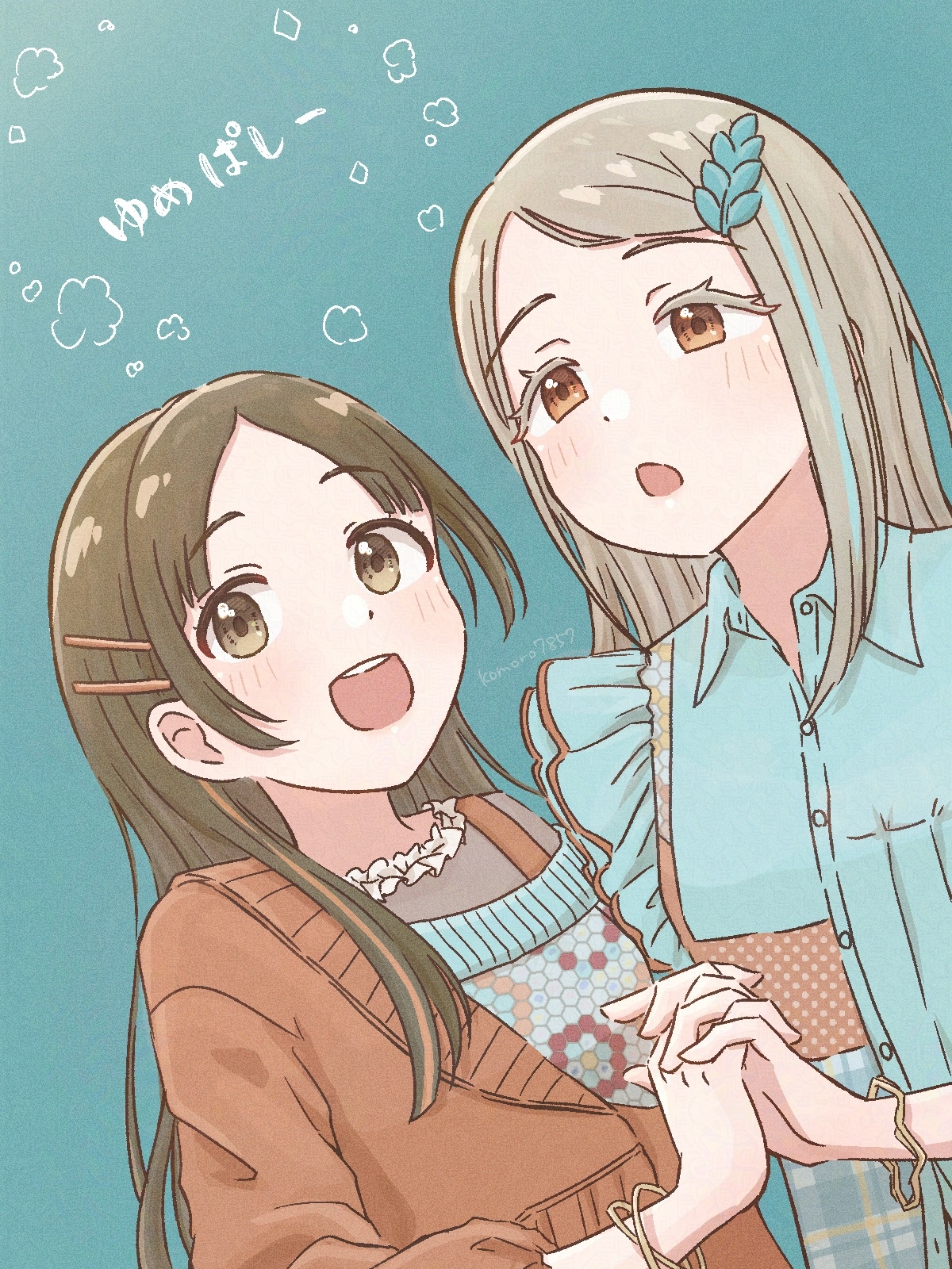 komoro7857, kuramoto china, shinosawa hiro, gakuen idolmaster, idolmaster, commentary request, highres, 2girls, blonde hair, blue background, blue shirt, blue streaks, blush, breasts, brown eyes, brown hair, collared shirt, colored eyelashes, hair ornament, hairclip, holding hands, jacket, laurels, leaf hair ornament, long hair, looking up, multicolored hair, multiple girls, off-shoulder shirt, off shoulder, open collar, open mouth, orange eyes, orange jacket, orange streaks, parallel hairclips, parted bangs, shirt, small breasts, streaked hair, upper body, wristband