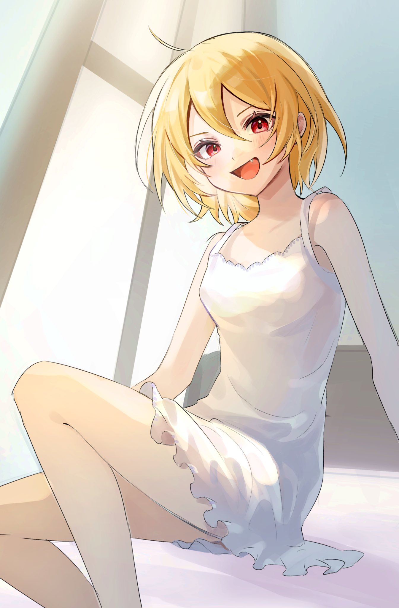 3siyo u, felt (re:zero), re:zero kara hajimeru isekai seikatsu, commentary request, highres, 1girl, ahoge, bed, bed sheet, blonde hair, blush, breasts, collarbone, dress, fang, indoors, looking at viewer, medium breasts, medium hair, messy hair, morning, nightgown, on bed, open mouth, red eyes, short hair, sitting, skin fang, sleepwear, small breasts, smile, solo, teeth, white dress, window