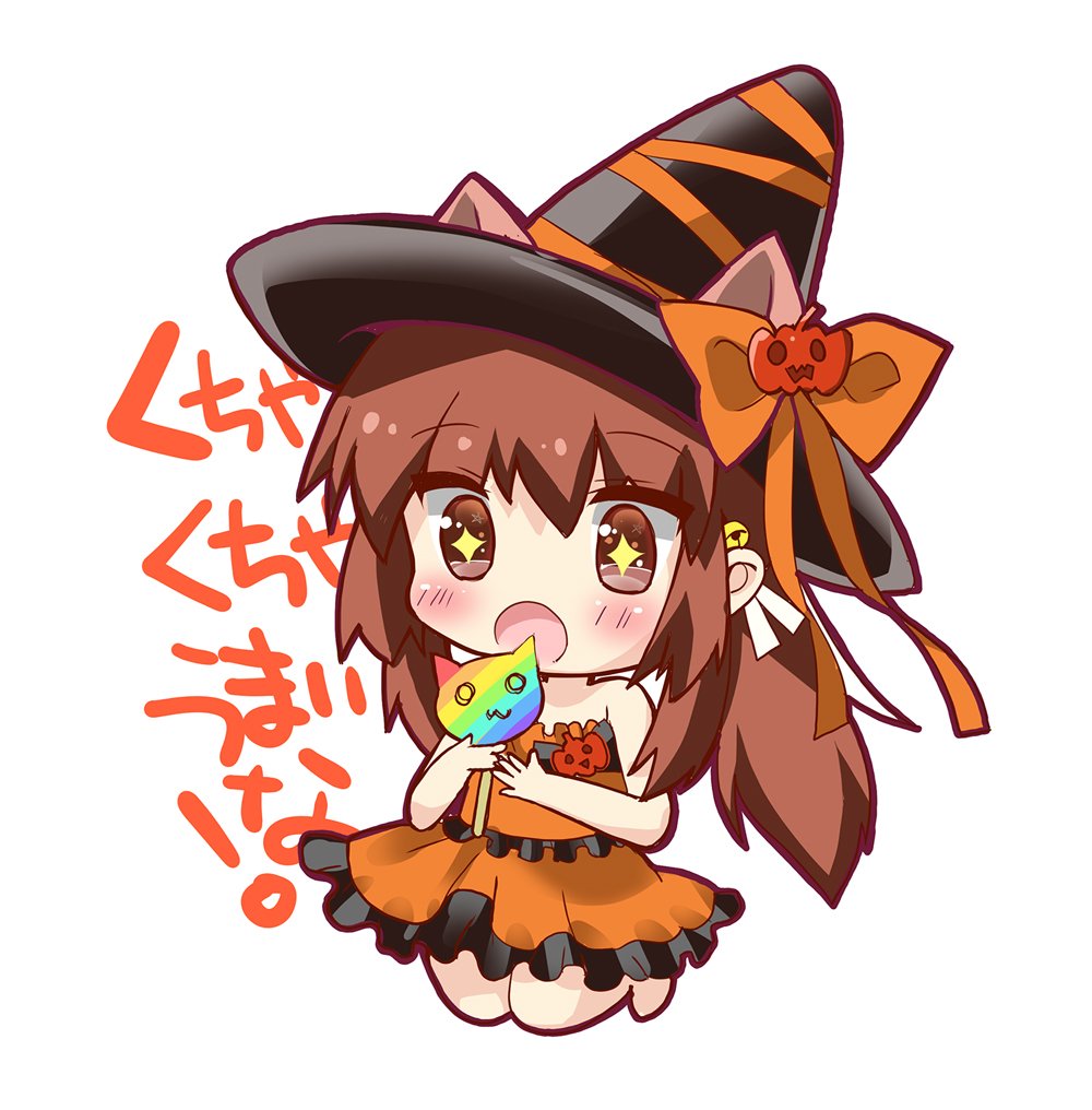 asahina yori, natsume rin, little busters!, commentary, + +, 1girl, :o, alternate costume, bell, black hat, blush, bow, brown eyes, brown hair, candy, chibi, chibi only, dress, eyes visible through hair, food, frilled dress, frills, full body, hair bell, hair between eyes, hair ornament, hair ribbon, halloween, halloween costume, hat, hat bow, hat ribbon, holding, holding candy, holding food, jack-o'-lantern, jingle bell, kneeling, long hair, open mouth, orange bow, orange dress, orange ribbon, ponytail, ribbon, sidelocks, simple background, solo, strapless, strapless dress, white background, white ribbon, witch, witch hat