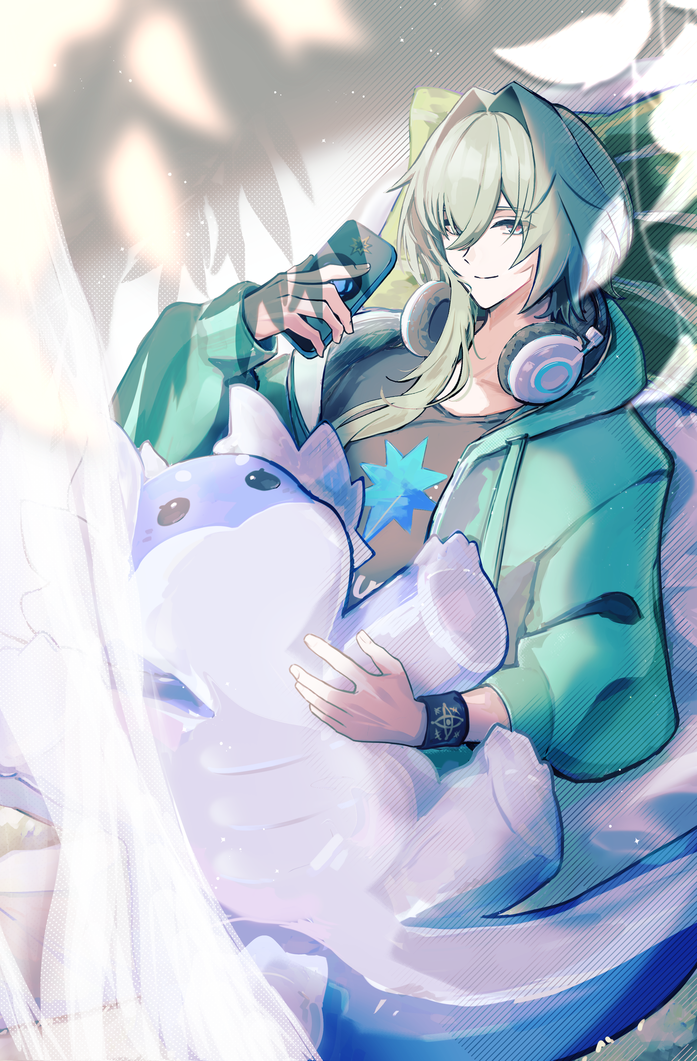 anaxa (alternate spacetime) (honkai: star rail), anaxa (honkai: star rail), honkai: star rail, honkai (series), absurdres, commentary, highres, symbol-only commentary, 1boy, 3vvv3, alternate costume, black shirt, blue eyes, casual, cellphone, closed mouth, curtains, dromas (honkai: star rail), green hair, green jacket, hair between eyes, hair intakes, hair over shoulder, head on pillow, headphones, headphones around neck, holding, holding phone, holding stuffed toy, hood, hooded jacket, jacket, long hair, looking at viewer, lying, male focus, on back, phone, pill, pillow, pink pupils, ponytail, shirt, smartphone, smile, solo, stuffed animal, stuffed toy, t-shirt, wristband