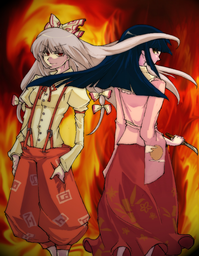 sa haru, fujiwara no mokou, houraisan kaguya, touhou, silver hair, >:), 2girls, black hair, blunt bangs, bow, buttons, closed mouth, dagger, female focus, fire, floral print, hair bow, hands in pockets, holding, holding weapon, juliet sleeves, knife, long hair, long skirt, long sleeves, looking at viewer, multi-tied hair, multiple girls, pants, profile, puffy sleeves, red eyes, red pants, red skirt, skirt, smile, standing, suspenders, v-shaped eyebrows, very long hair, weapon, white bow, yellow eyes
