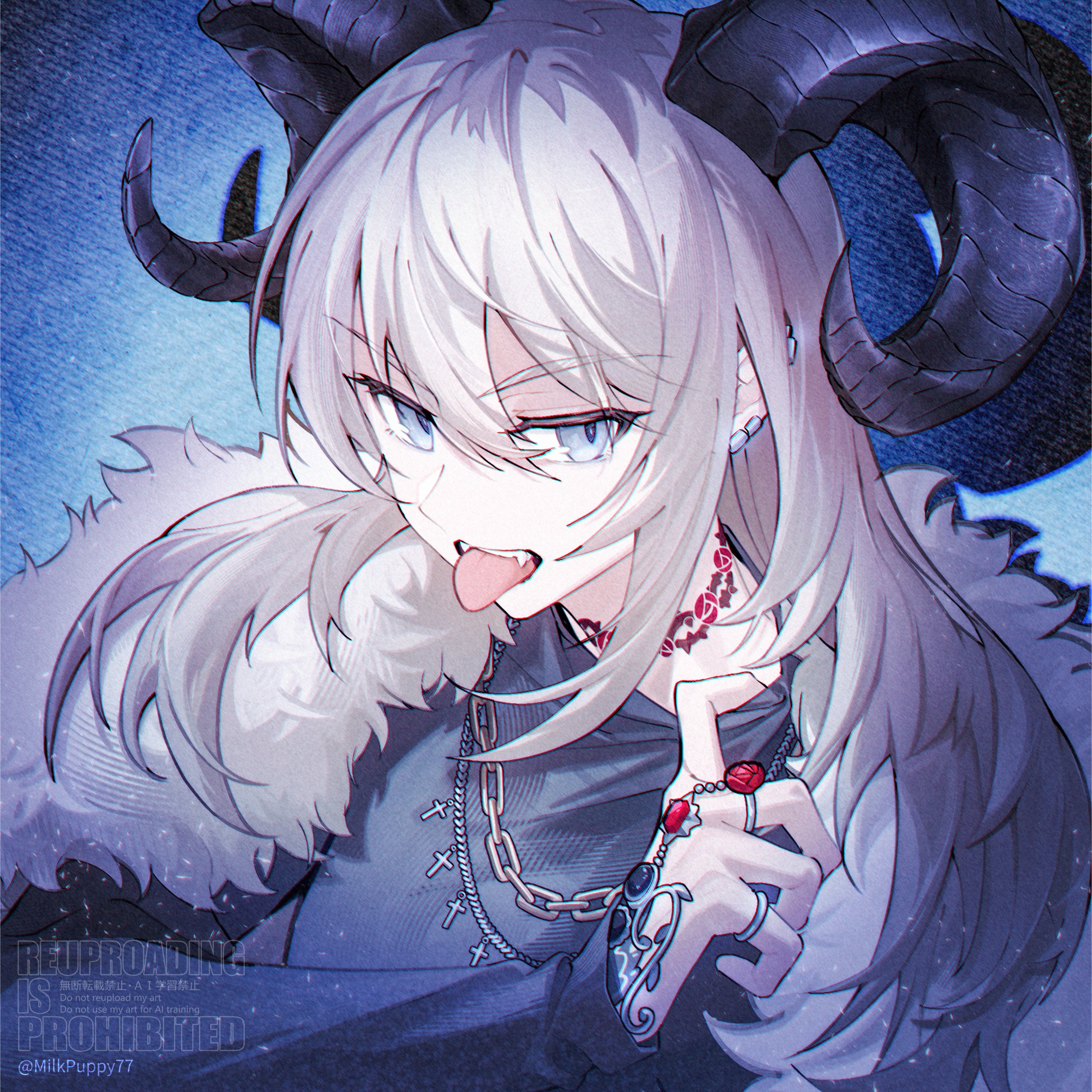 milk puppy, kawaragi momoka, girls band cry, girls band cry rpg, commentary, highres, 1girl, chain, chain necklace, earclip, grey eyes, grey hair, hair between eyes, horns, jewelry, long hair, long sleeves, multicolored hair, multiple rings, necklace, ring, roots (hair), solo, upper body