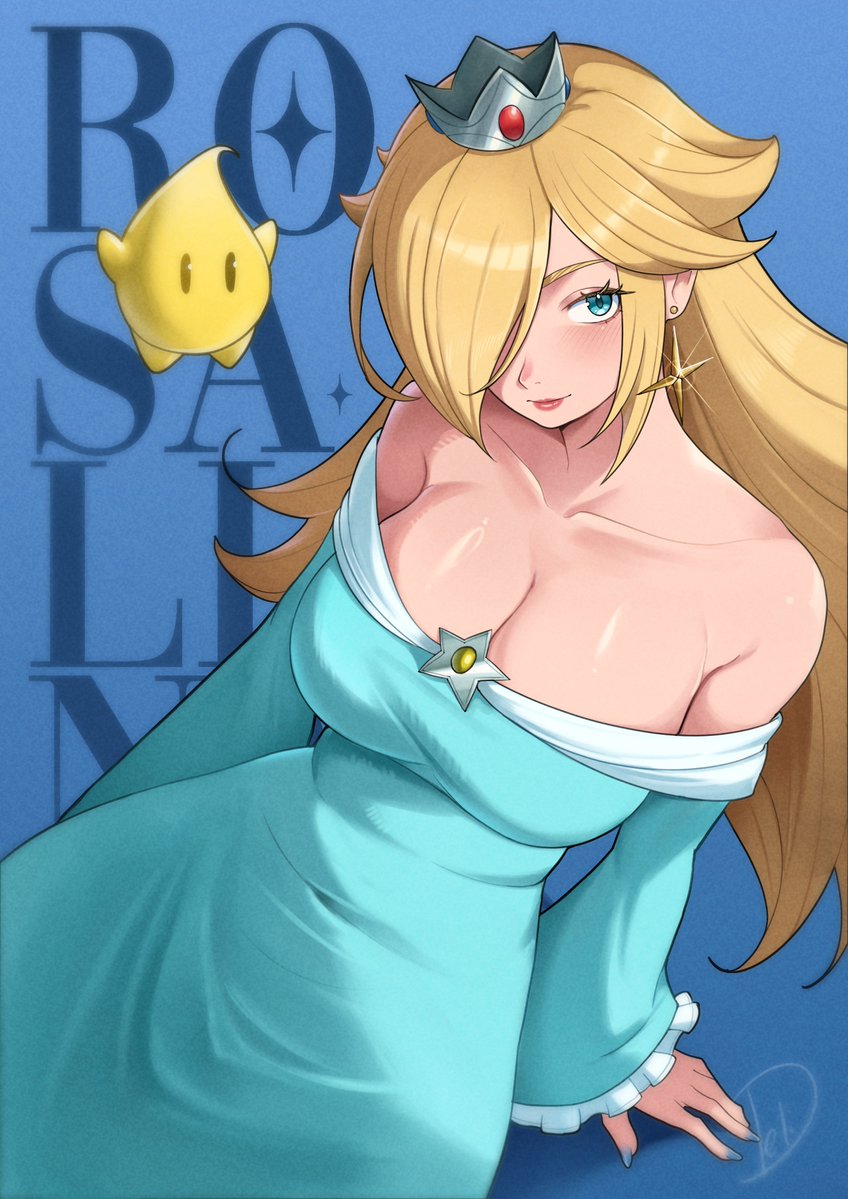 deliciousbrain, luma (mario), rosalina, mario (series), nintendo, commentary, english commentary, 1girl, alternate breast size (larger), aqua dress, bare shoulders, blonde hair, blue eyes, breasts, brooch, cleavage, collarbone, crown, dress, earrings, hair over one eye, jewelry, large breasts, long hair, long sleeves, off-shoulder dress, off shoulder, signature, star (symbol), star brooch, star earrings, text background