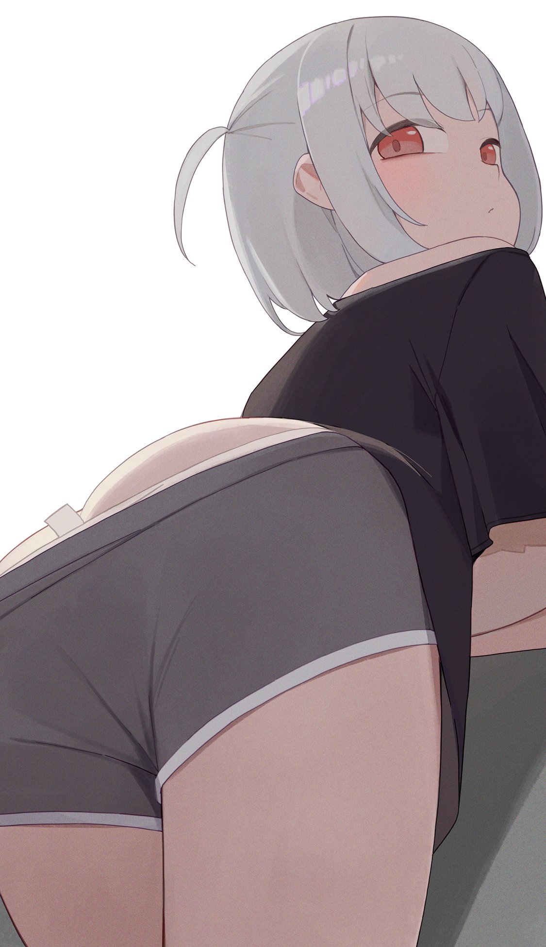 hiroki (yyqw7151), original, highres, 1girl, ass, black shirt, black shorts, closed mouth, from behind, grey hair, grey shorts, looking at another, looking at viewer, one side up, red eyes, shirt, short hair, shorts, solo, t-shirt