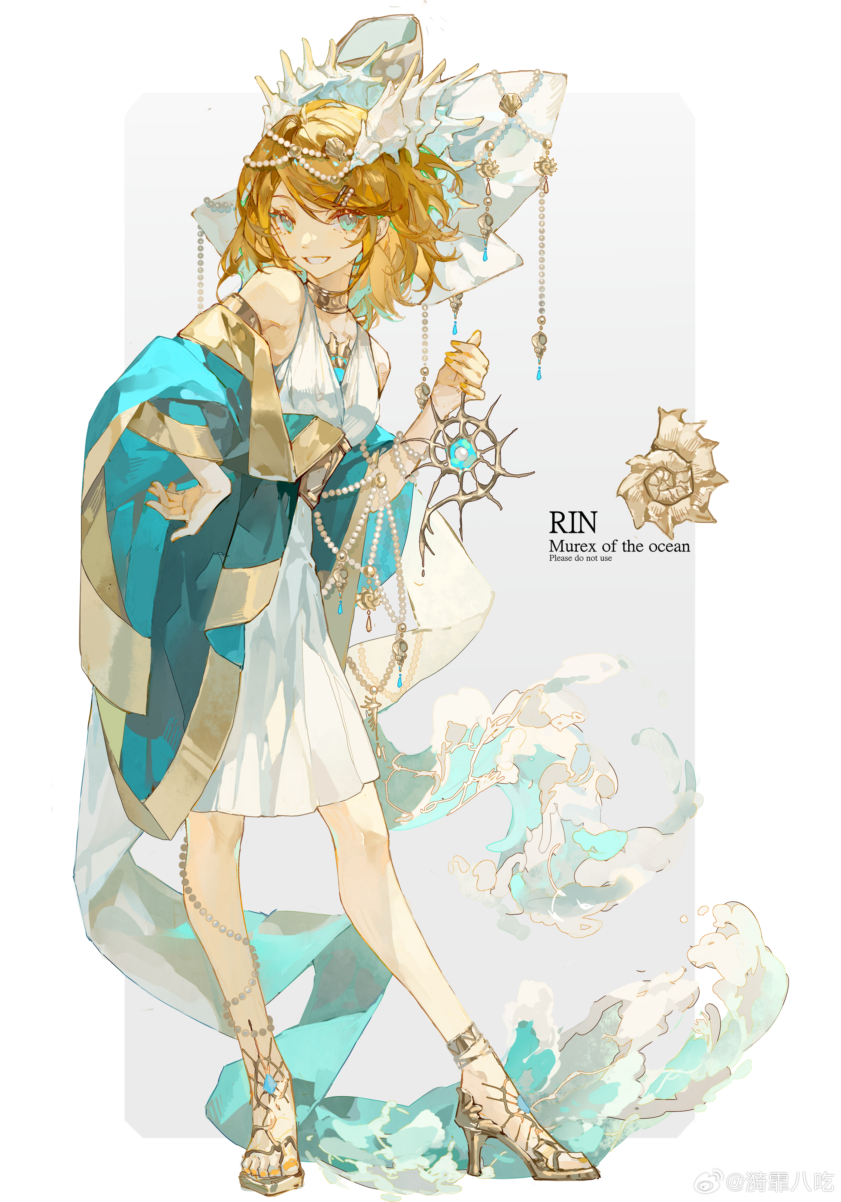 yifei ba chi, kagamine rin, kagamine rin (vocaloid4), vocaloid, absurdres, chinese commentary, commentary request, highres, 1girl, blonde hair, choker, clenched teeth, collar, dress, english text, fangs, fingernails, gem, green eyes, green hair, hair ornament, hairclip, hand on own hip, holding, holding shell, jewelry, looking at viewer, open mouth, pearl (gemstone), pearl hair ornament, pendant, qungua, sandals, seashell, shell, shell hair ornament, short hair, smile, spread legs, teeth, thigh strap, water, waves, white dress, yellow nails