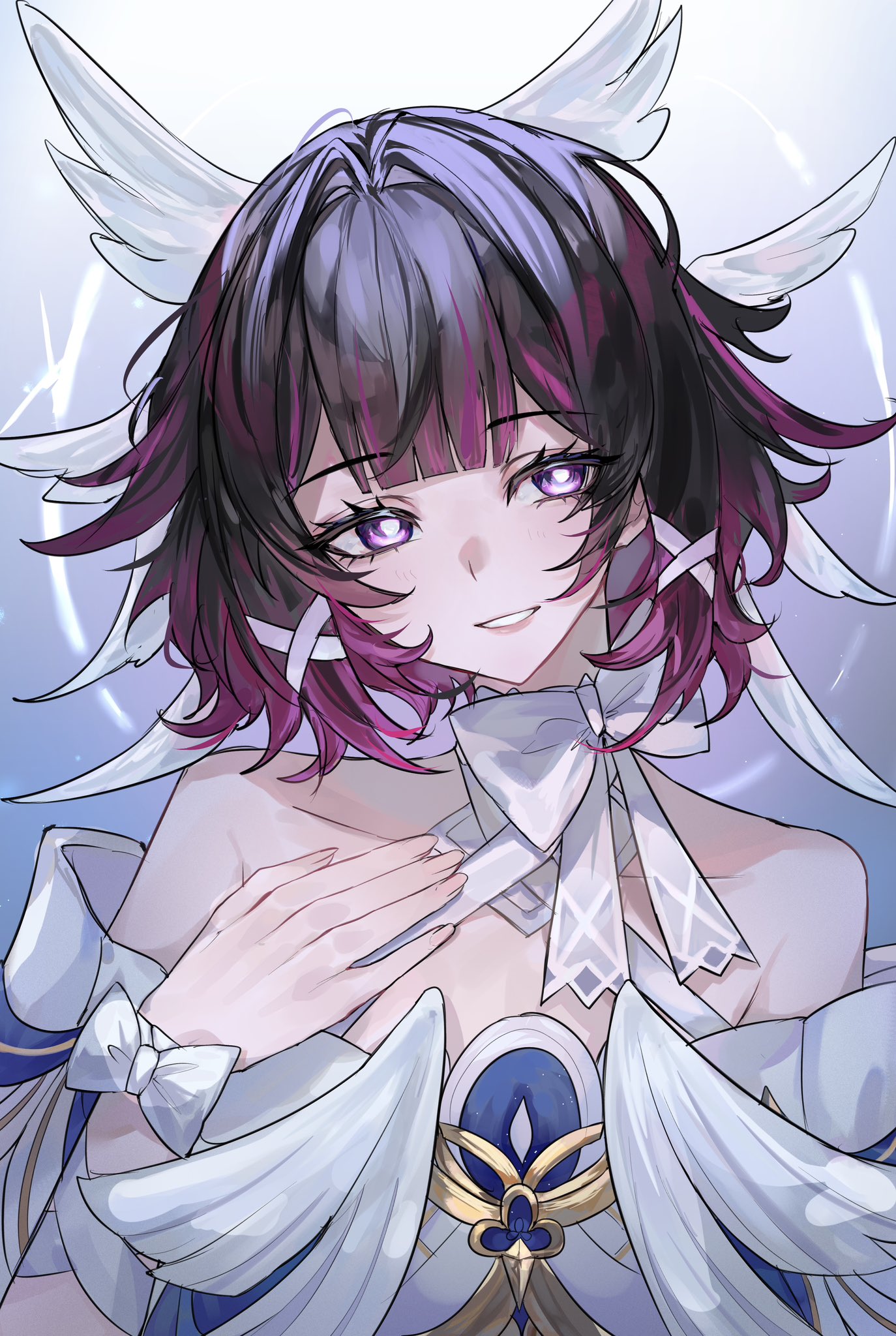 inishie no tanaka, columbina (genshin impact), genshin impact, commentary, highres, symbol-only commentary, alternate hair length, alternate hairstyle, bare shoulders, black hair, bow, bright pupils, dress, grin, hand on own chest, head tilt, head wings, looking at viewer, multicolored hair, off-shoulder dress, off shoulder, purple eyes, purple hair, short hair, smile, streaked hair, upper body, white bow, white pupils, wings